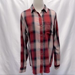 SO Favorite Shirt Junior’s Plaid Button Down Sz Medium